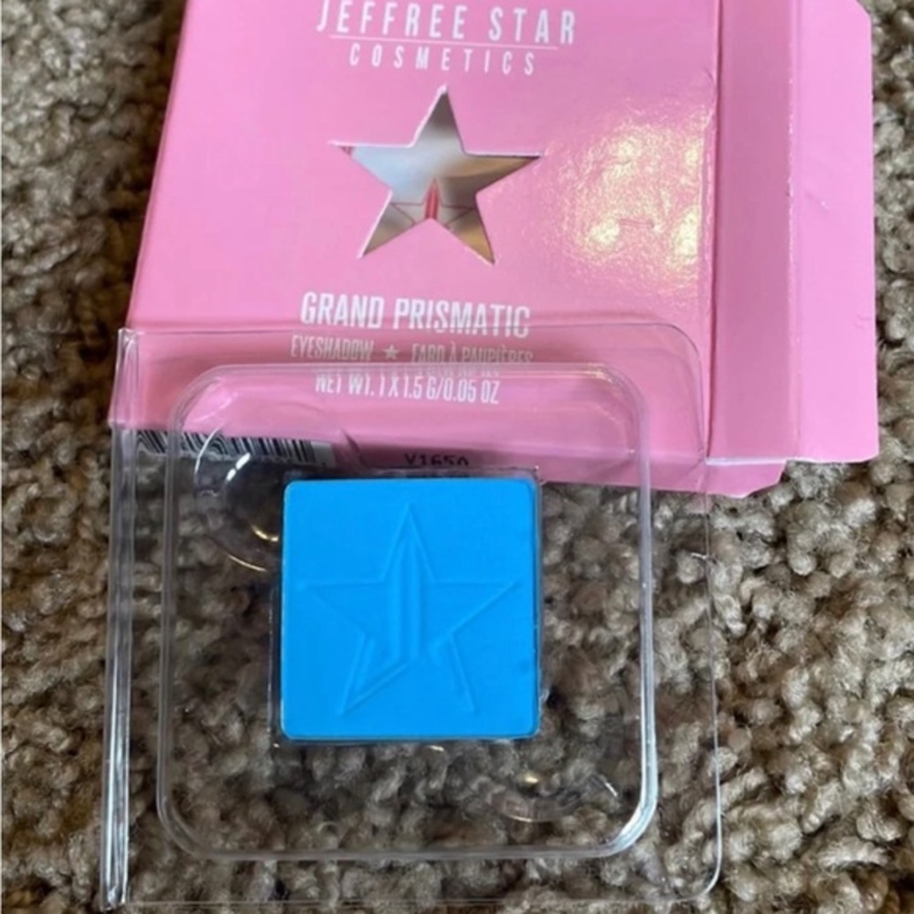 Jeffree Star Grand Prismatic